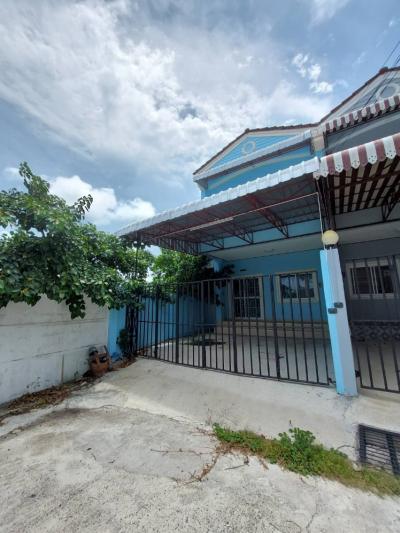 For RentTownhouseSamut Prakan,Samrong : Townhouse for rent Near Bang Pu Industrial Estate, near the sea