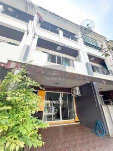 For RentTownhouseEakachai, Bang Bon : Town home for rent💥 Baanklangmuang Sathorn-taksin2. 3 Bedroom, 3 Bathroom