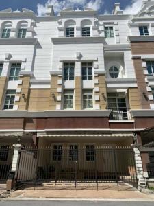For RentTownhouseSukhumvit, Asoke, Thonglor : ( E20-12-H301) 4-storey townhome for rent Plus City Park Sukhumvit 101/1 Wachiratham Sathit Contact us at ID Line: @214rbith (with @ too), add me!