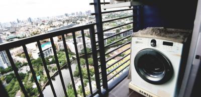 For RentCondoOnnut, Udomsuk : Short term for rent at BTS On Nut (Avaliable on 22 Dec 22-30 Jan 23) at The Base Sukhumvit 77, high floor & panorama view