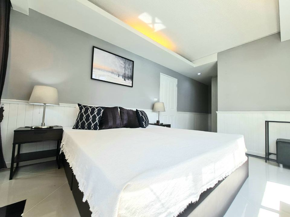 For RentCondoOnnut, Udomsuk : (E9-12-0940116) Condo for rent, Waterford Sukhumvit 50, contact us at ID Line: @468kfovm (with @ too), add me!