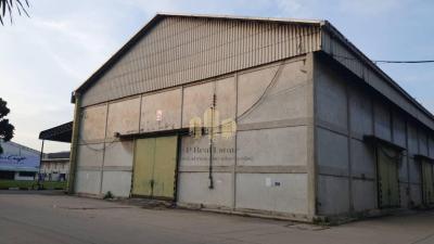For RentWarehousePathum Thani,Rangsit, Thammasat : Warehouse/warehouse for rent, Bangkadi Subdistrict, Mueang Pathum Thani District, Pathum Thani, area 1,125-1,875 sq m.