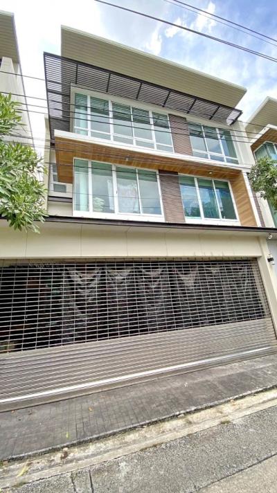 ให้เช่าบ้านสะพานควาย จตุจักร : H0062😊😍 For RENT, SELL ให้เช่า,ขาย บ้านเดี่ยว Single House I-NINE 3 ชั้น,🚪4 ห้องนอน🚄ใกล้ BTS สะพานควาย🏢 อินทามาระซอย 9 🔔พื้นที่บ้าน:41.00ตร.วา🔔พื้นที่ใช้สอย:330.00ตร.ม.💲เช่า:100,000฿💲ขาย:24,000,000฿📞O99-5919653