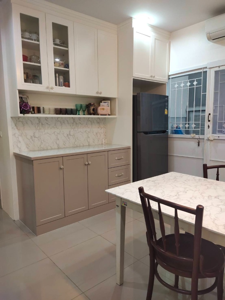 For RentHouseRama5, Ratchapruek, Bangkruai : Beautifully decorated, fully furnished, ready to move in!!️ 2-storey twin house for rent, Kanchanalak Village - Thepsirin 🔥