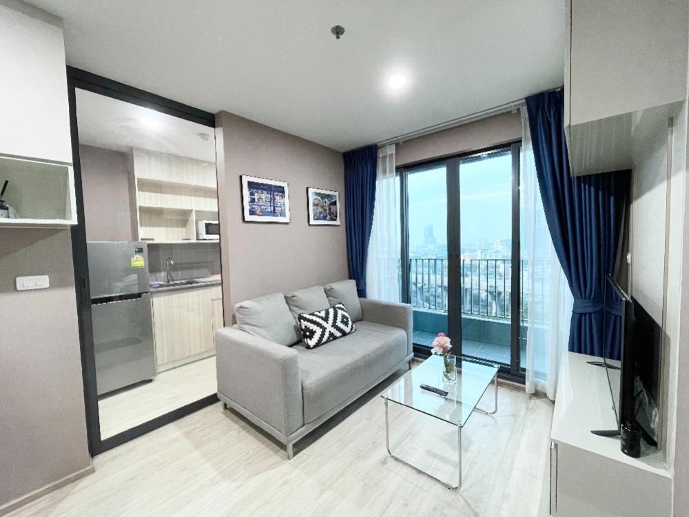 For RentCondoBangna, Bearing, Lasalle : 🔥 Very beautiful room, 2 bedrooms for rent, special price, Ideo O2 Bangna Condo, large room, size 46 sq m., beautifully decorated, ready to move in.