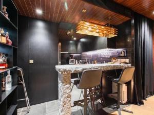 For RentCondoSukhumvit, Asoke, Thonglor : Sale-Rent🔥🔥Condo Quattro by Sansiri (Quattro by Sansiri) Thonglor 41 bedrooms, 1 bathroom, 93 sq m, 11th floor, corner room, very beautiful decoration, classy 🏢 very spacious room, usually 2 bedrooms, newly decorated, including 1 bedroom 🔥🔥