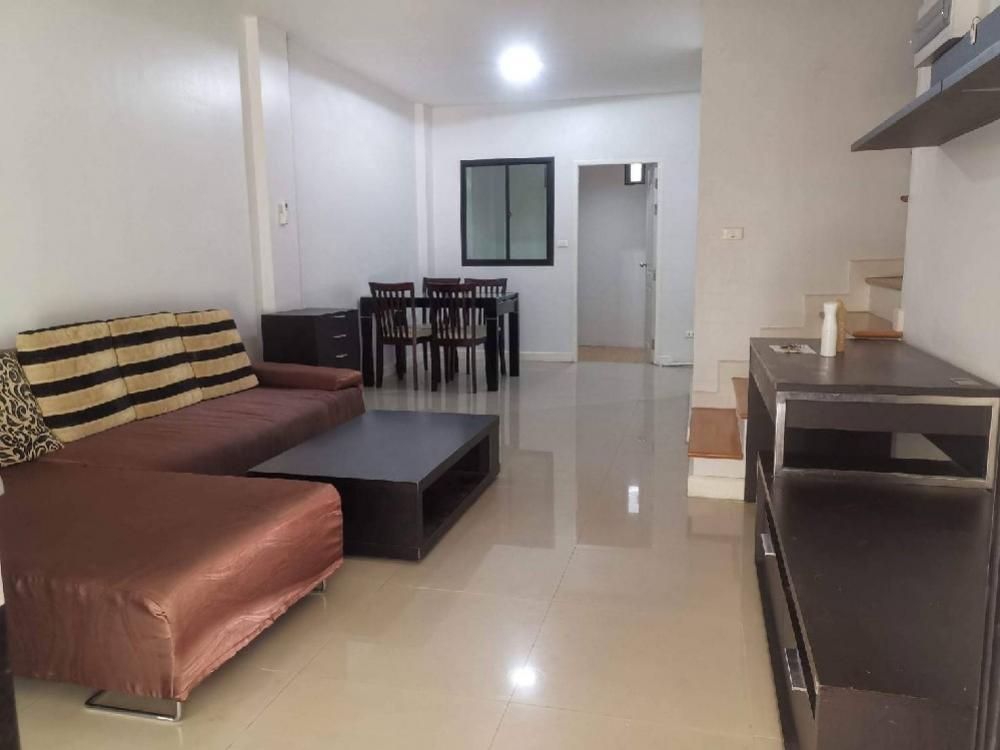 For RentTownhouseRama9, Petchburi, RCA : 🌇 3-storey townhome for rent, Time Home Village, Soi Hua Mak 21 or Rama 9 Soi 57, with 3 bedrooms, 3 bathrooms, 5 air conditioners, ready to move in in February 2023