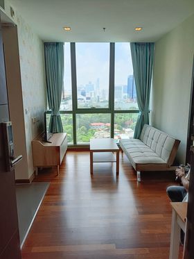 For RentCondoRatchathewi,Phayathai : Wish signature midtown siam condo for rent 1BR 1Bath 34sqm. (BTS Ratchatewee)