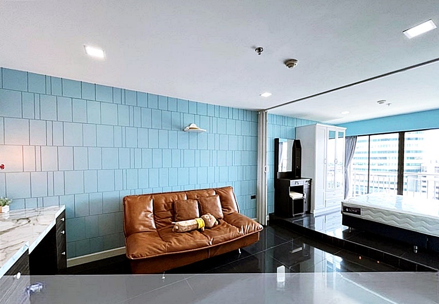 For SaleCondoRama3 (Riverside),Satupadit : For Sale Lumpini Place Narathiwae – Chaopraya near Central Plaza Rama 3