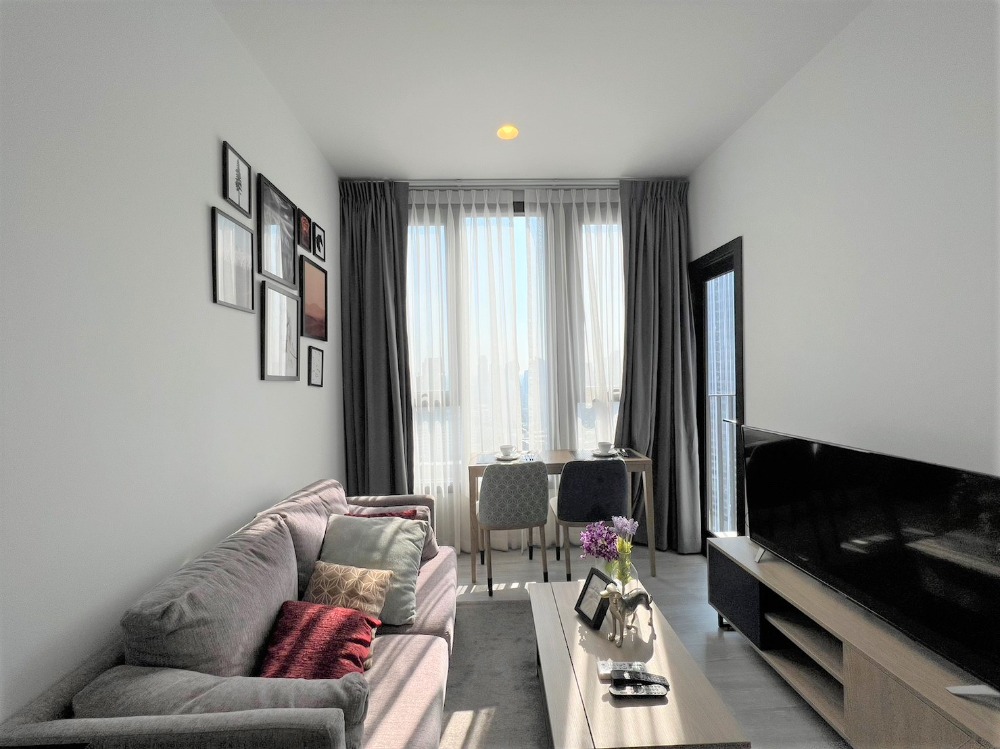 ให้เช่าคอนโดสุขุมวิท อโศก ทองหล่อ : High Floor! 1 Bedroom at XT Ekkamai By Nestcovery