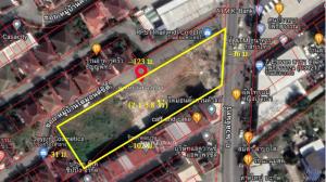 For SaleLandKaset Nawamin,Ladplakao : Land for sale on Nuan Chan Road, land area 2-1-5.8 rai, frontage 36 m., excellent location.