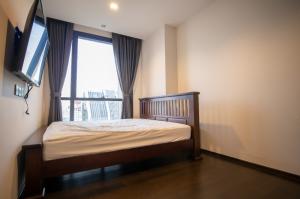 For RentCondoRatchathewi,Phayathai : For rent 💜 The Line Ratchathewi 💜 Beautiful room, nice, city view, ready to move in.