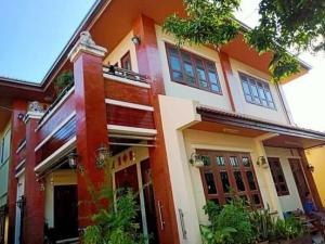 For SaleHouseOnnut, Udomsuk : 2 storey house for sale, Soi Sukhumvit 101/1 with factory and worker room license