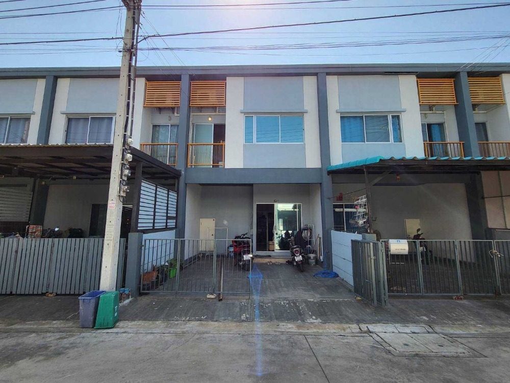 ขายทาวน์เฮ้าส์/ทาวน์โฮมนนทบุรี บางใหญ่ บางบัวทอง : ขายทาวน์โฮม 2 ชั้น โครงการบ้านลุมพินีทาวน์วิลล์ ลาดปลาดุก-บางไผ่สเตชั่น 16.3 ตร.ว.
