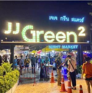 For LeaseholdRetailChaengwatana, Muangthong : Lease of project, JJ Green Square Market (JJ Green Square) next to Dhurakij Pundit University, fair price, attractive investment