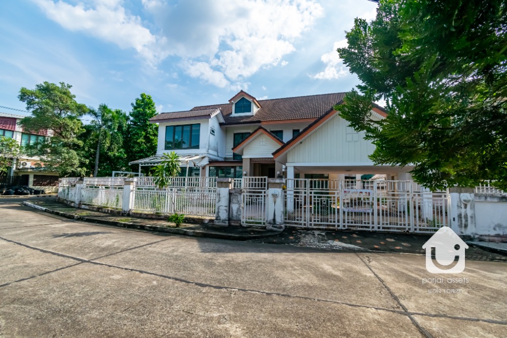 For SaleHouseNawamin, Ramindra : Single house for sale, Bangkok Boulevard Ramintra, large single house size 145.9 sq m, 4 bedrooms, 2 multi-purpose rooms, 3 bathrooms, on Ratchada-Ramintra Road location.