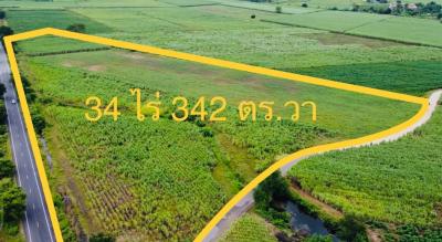For SaleLandKanchanaburi : Super special discount, beautiful land for sale, Nong Bua, Kanchanaburi. Adjacent to the road, width of more than 400 meters, adjacent to all sides With concrete roads, water and electricity, the area is embraced and surrounded by mountain ranges.