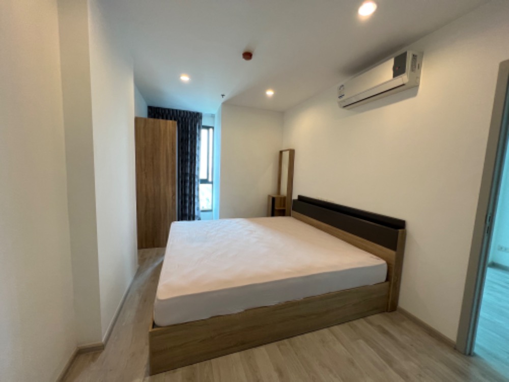 For RentCondoPinklao, Charansanitwong : 🔥 New room with washing machine, 6 foot bed, Ideo Mobi Charan Interchange🔥🔥🔥