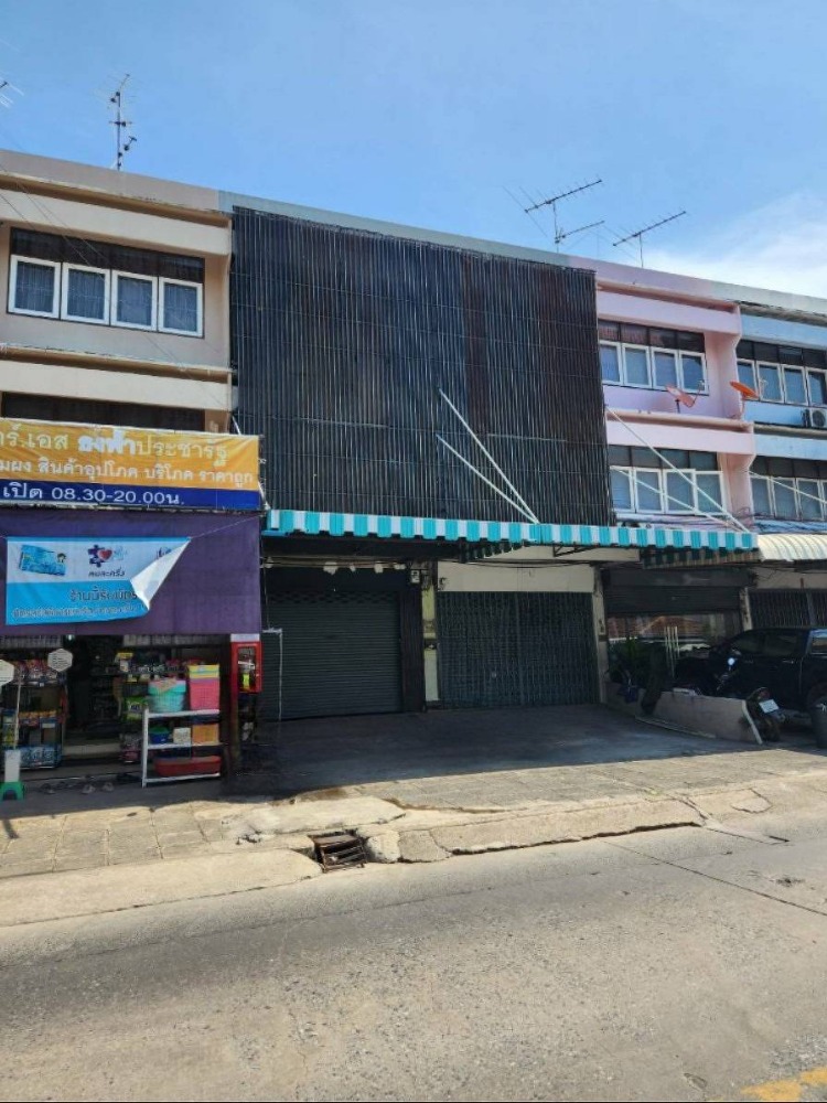 For RentShophouseVipawadee, Don Mueang, Lak Si : Commercial building for rent, 2 booths, Vibhavadi area