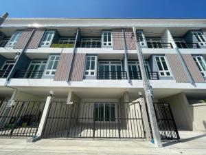 For SaleTownhouseRama5, Ratchapruek, Bangkruai : Tiwanon Townhome modern design In the heart of Nonthaburi City, near BTS #3-storey smart townhome, great value, outstanding and different, only 3.8 million ***