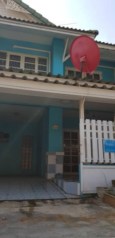 For SaleTownhousePathum Thani,Rangsit, Thammasat : Urgent sale!!️ Townhome, Pruksa Village 12/1, Thanyaburi, Khlong 3, Pathum Thani Province. Area size 18 square meters, usable area 72 square meters, 3 bedrooms, 2 bathrooms House number 36/487 Soi 4/2
