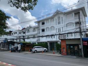 For SaleBusinesses for saleChiang Mai : Sale of land with a hotel In the heart of Chiang Mai City, Chiang Mai Province