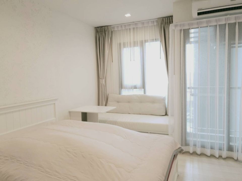 For RentCondoWitthayu, Chidlom, Langsuan, Ploenchit : LI378_P LIFE ONE WIRELESS ** Very nice room, fully furnished, drag the luggage in ** High floor, beautiful view, easy to travel near BTS.