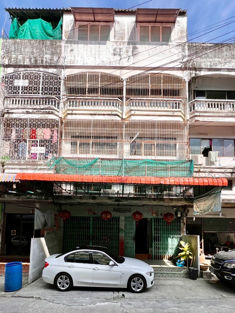 For SaleShophouseBang kae, Phetkasem : Selling a commercial building, 2 booths, 4.5 floors, with an elevator, can be traded, can be used as a warehouse, Petchkasem 69