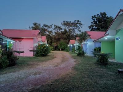 For SaleBusinesses for saleUdon Thani : Small resort business for sale, 8 houses + 1 residential house with furniture and hotel equipment
