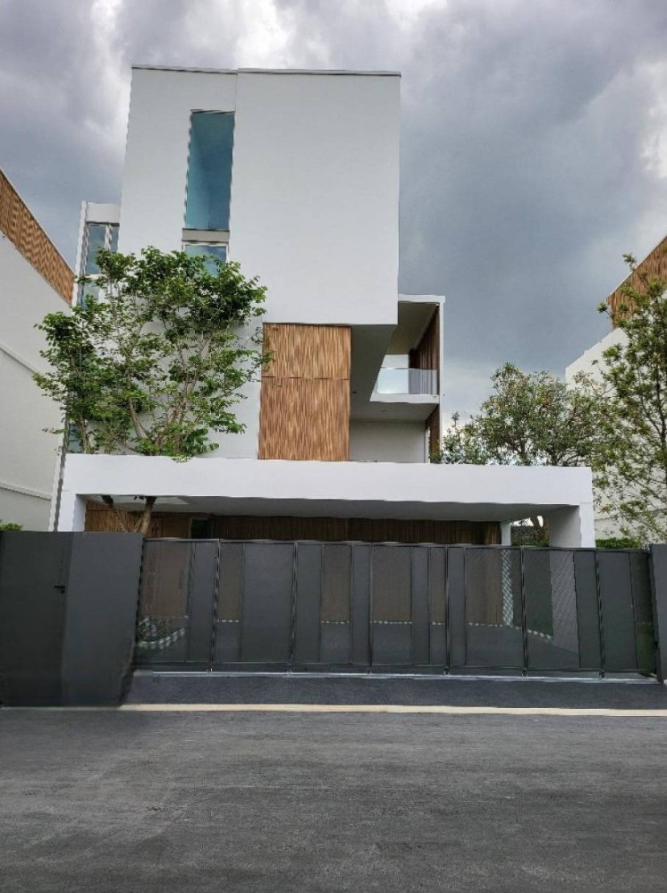 For RentHousePattanakan, Srinakarin : House for rent VIVE Rama 9