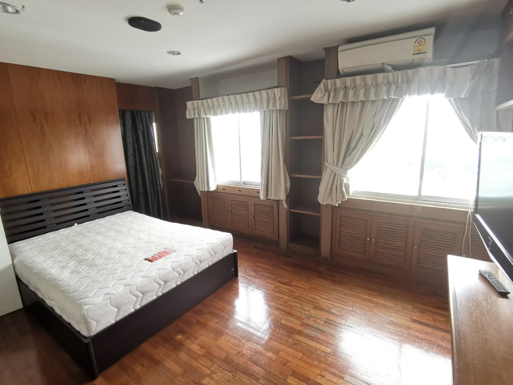For SaleCondoChokchai 4, Ladprao 71, Ladprao 48, : Condo for sale P.Thana Tower (P. Thana Tower), 14th floor, corner room, beautiful view, ready to move in