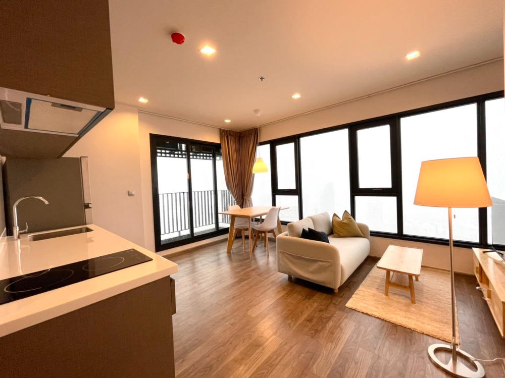 For RentCondoLadprao, Central Ladprao : LI383_P LIFE LADPRAO VALLEY ** Very nice room, fully furnished, can drag the luggage in ** Easy to travel, close to amenities.
