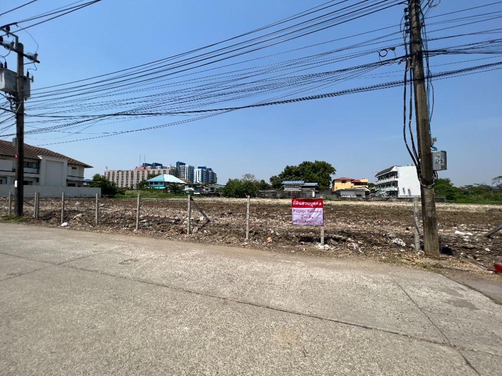 For SaleLandPattanakan, Srinakarin : Land for sale, 259 square wa. Beautiful plot, Srinakarin, Soi Supapong 1 intersection 6.