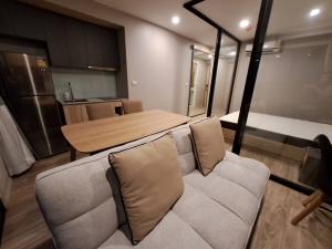 ให้เช่าคอนโดสาทร นราธิวาส : Condo for Rent BTS Surasak - St. Louis