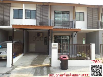 For SaleTownhousePattanakan, Srinakarin : 2 storey townhome for sale, Pruksa Ville 73, Soi Phatthanakan 38, near Seacon Square.