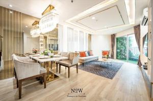 For SaleCondoRama9, Petchburi, RCA : [ SALE ] - Belle Grand Rama 9, the most rare item room !! Duplex type, 2 floors, beautifully decorated, Super Luxury level, luxurious beyond description, 108 sq m, very high floor / contact 065-8219716