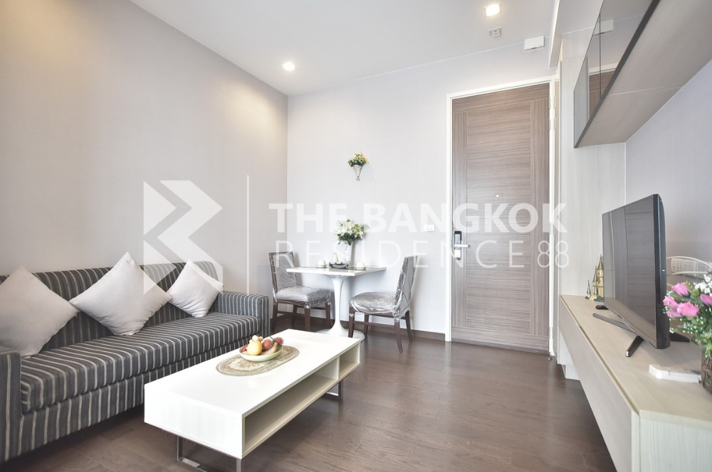 For RentCondoRama9, Petchburi, RCA : For rent, Q Asoke, near SWU, next to MRT Phetchaburi, fully furnished room, high floor, good view, only one room left, 19K 📞 Contact 065-2614622 Tammy