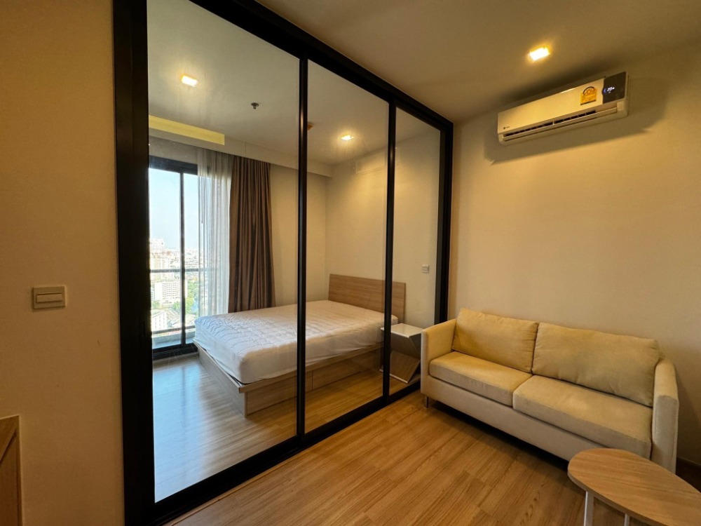 For SaleCondoSapankwai,Jatujak : Sale M Chatuchak, high floor, coffin view, fully furnished