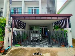 ขายทาวน์เฮ้าส์/ทาวน์โฮมบางแค เพชรเกษม : ขาย ทาวน์โฮม 2 ชั้น เดอะ มิราเคิล พลัส เพชรเกษม 63 (The Miracle Plus Petchkasem 63) โครงการ 1 หลังมุมติดที่กลับรถ เนื้อที่ใช้สอยเยอะมาก