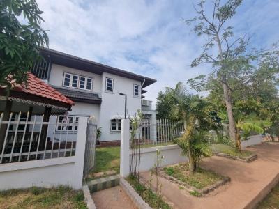 For RentHouseRathburana, Suksawat : House for rent, 96 sq.wa., 2 floors, 3 bedrooms, 3 bathrooms, Duliyathip Village, Pracha Uthit 76 - ER-210365.