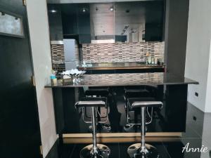 ให้เช่าคอนโดสุขุมวิท อโศก ทองหล่อ : condo 2 bedrooms for rent liberty park 2 sukhumvit fully furnished clear view best location bankok near bts