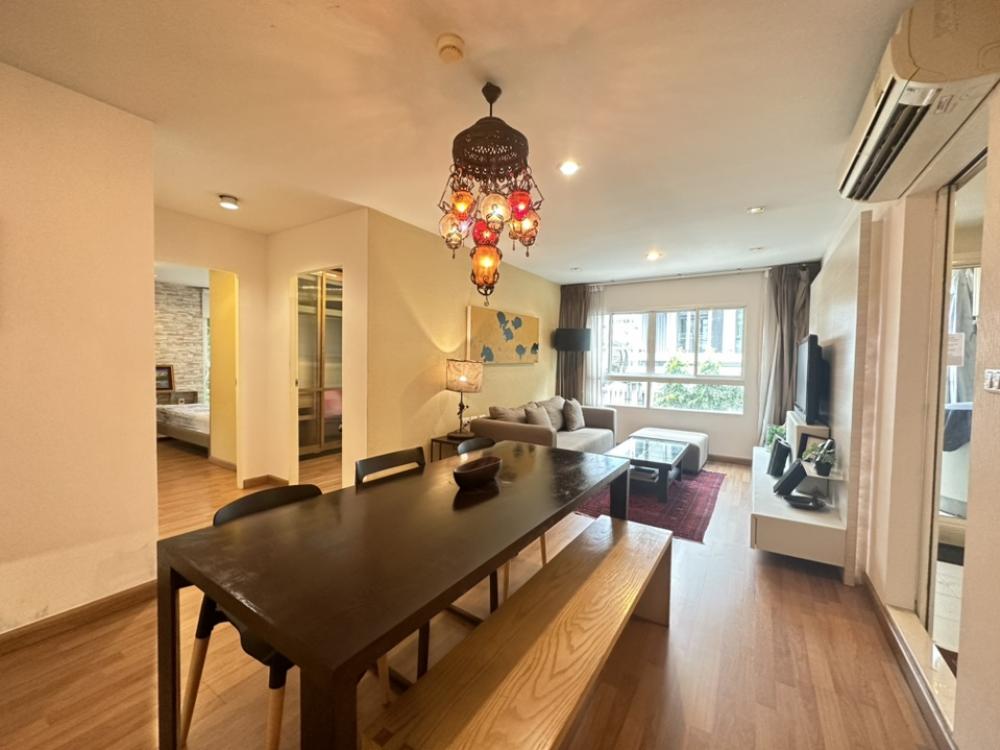 For SaleCondoKhlongtoei, Kluaynamthai : Condo for sale, U Sabai Rama 4 Kluaynamthai, corner room, 2 bedrooms, 2 bathrooms, near BTS Ekkamai 900m.