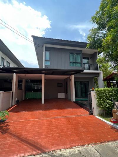 For SaleHouseLadkrabang, Suwannaphum Airport : House for sale, Baan Klang Muang, The Edition Rama 9, On Nut, corner plot.