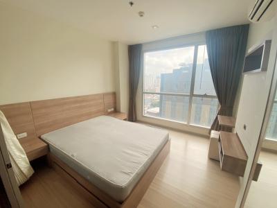 For RentCondoRatchadapisek, Huaikwang, Suttisan : Condo Rhythm Ratchada-Huai Khwang, spacious room, very  good price, can&amp;#039;t be found anymore, easy to find things to eat