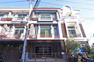 For SaleTownhouseNawamin, Ramindra : CB019😍 For SELL Townhouse for sale, Townhouse, Premium Place 2, 3 floors, 🚪 3 bedrooms, 🚄 near the Avenue 🏢 Ramintra 14 House area: 22.30 sq m Living area: 270.00 sq m .M.💲Sale: 6,200,000฿📞O99-5919653,O65-9423251✅LineID:@sureresidence