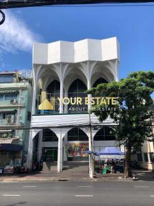 For RentShophouseYaowarat, Banglamphu : 4-storey commercial building, good location, next to the road in the city center, for rent in Phra Nakhon - Bang Lamphu area near Khao San Road