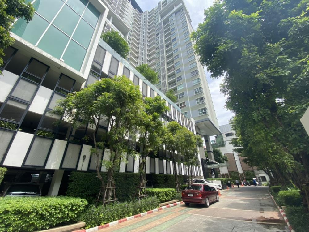 ขายคอนโดพระราม 9 เพชรบุรีตัดใหม่ RCA : ขาย condominium  parkland grand อโศก-เพชรบุรี  ใกล้ MRT. เพชรบุรี  400 เมตร  ใกล้ มหาวิทยาลัย ศรีนครินทร์วิโรฒน์ ( มศว)
