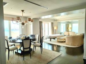 ให้เช่าคอนโดพระราม 3 สาธุประดิษฐ์ : ให้เช่าคอนโดRiverside Tower 1 (ริเวอร์ไซด์ ทาวเวอร์ พระราม 3) ขนาด 200 ตรม. ชั้น 5 พร้อม balcony เห็นวิวแม่น้ำเจ้าพระยา