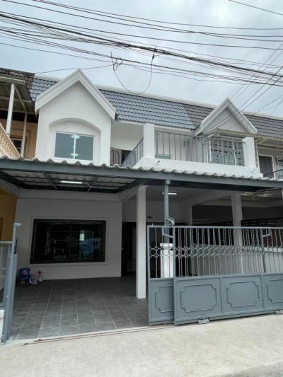 For RentTownhouseLadprao, Central Ladprao : 🔥 Special price for rent 22,000 only! 🔥 2-storey townhouse, newly decorated, beautiful, complete with air conditioning! Ratchada-Ladprao area, ready to move in immediately Feel free to inquire 🎉