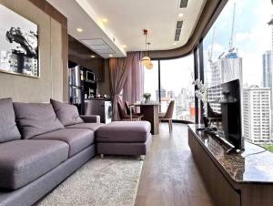 For RentCondoSukhumvit, Asoke, Thonglor : Ashton Asoke Condo for RENT for rent ** Ashton Asoke @ 65,000 baht / month Call 096-2615656 Very spacious room, 65 sq m. 2 bedrooms, 2 bathrooms, fully furnished, ready to move in Location: Asoke - Sukhumvit Rental Price: 65,000 Baht/Month Condominium